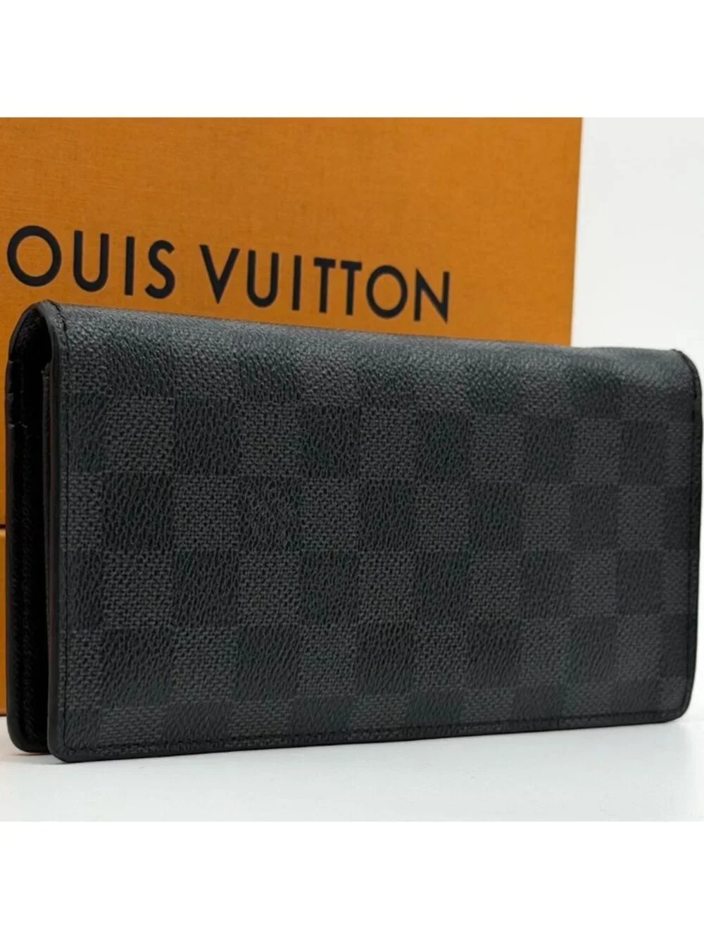 Louis Vuitton Portefeuille Brazza Damier Graphite Bifold Wallet